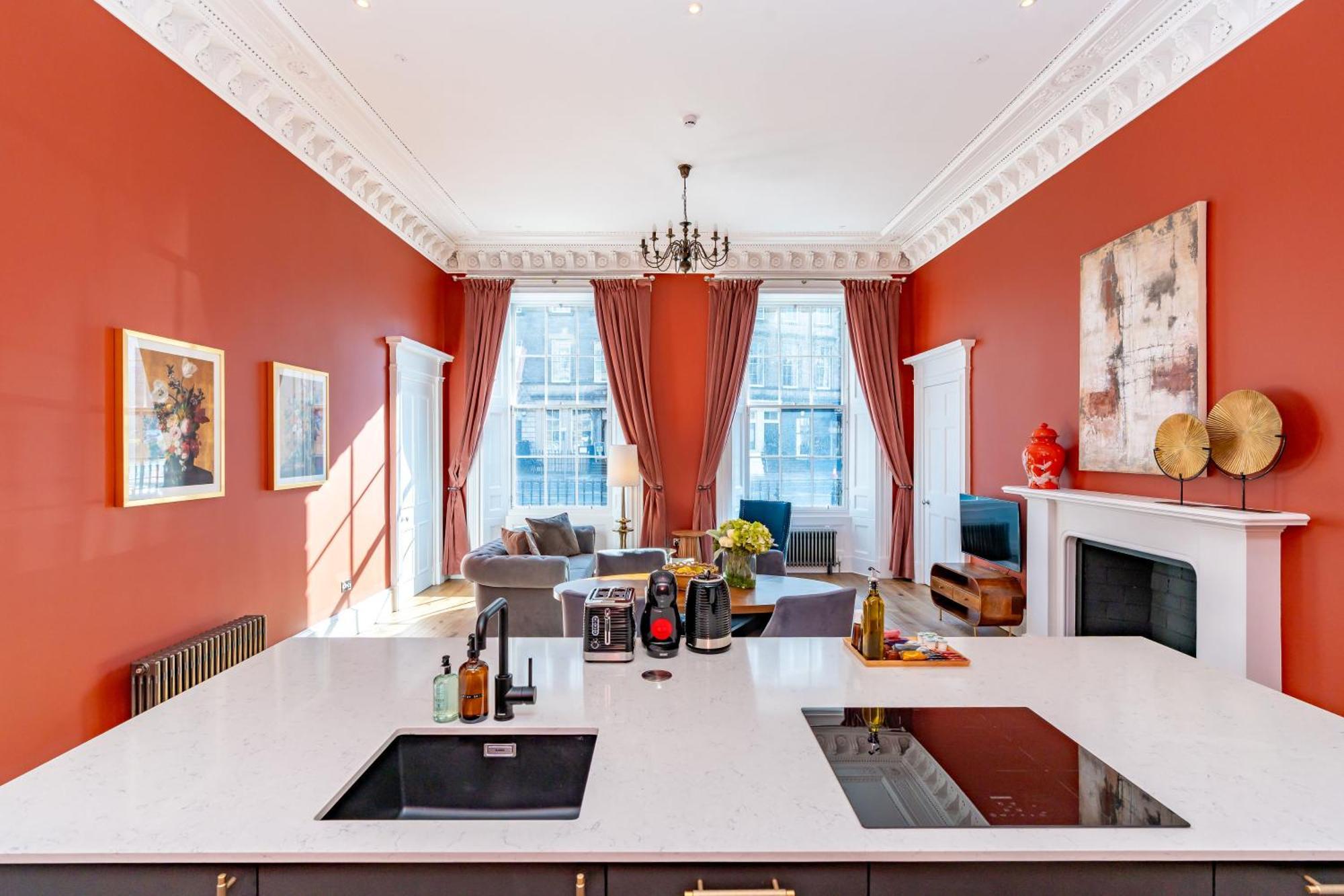 Dragon Suites Luxury Apartments At 9 Albyn Place Эдинбург Экстерьер фото
