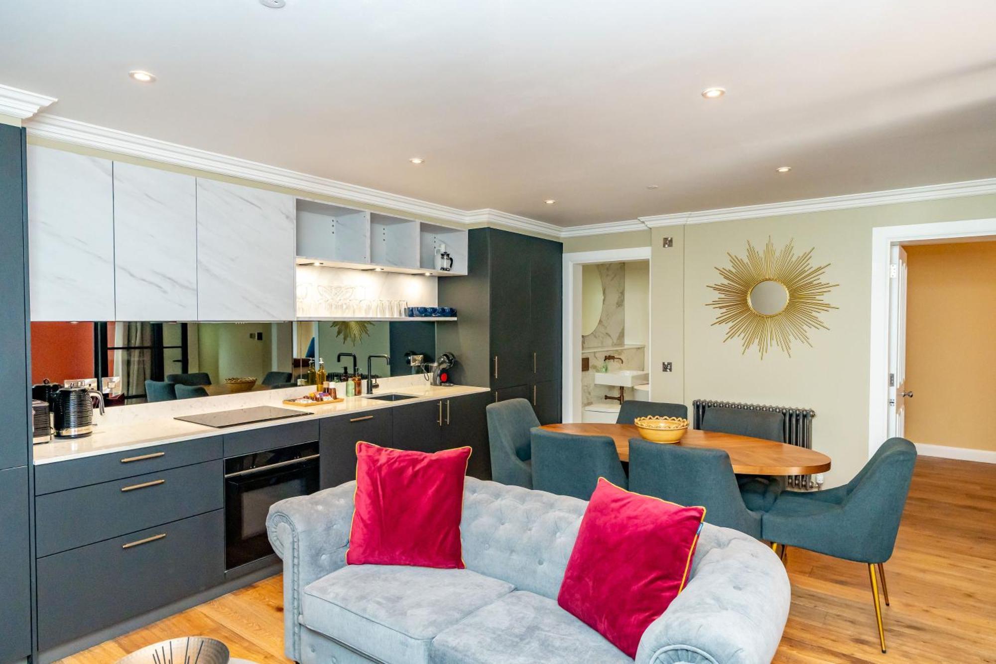 Dragon Suites Luxury Apartments At 9 Albyn Place Эдинбург Экстерьер фото