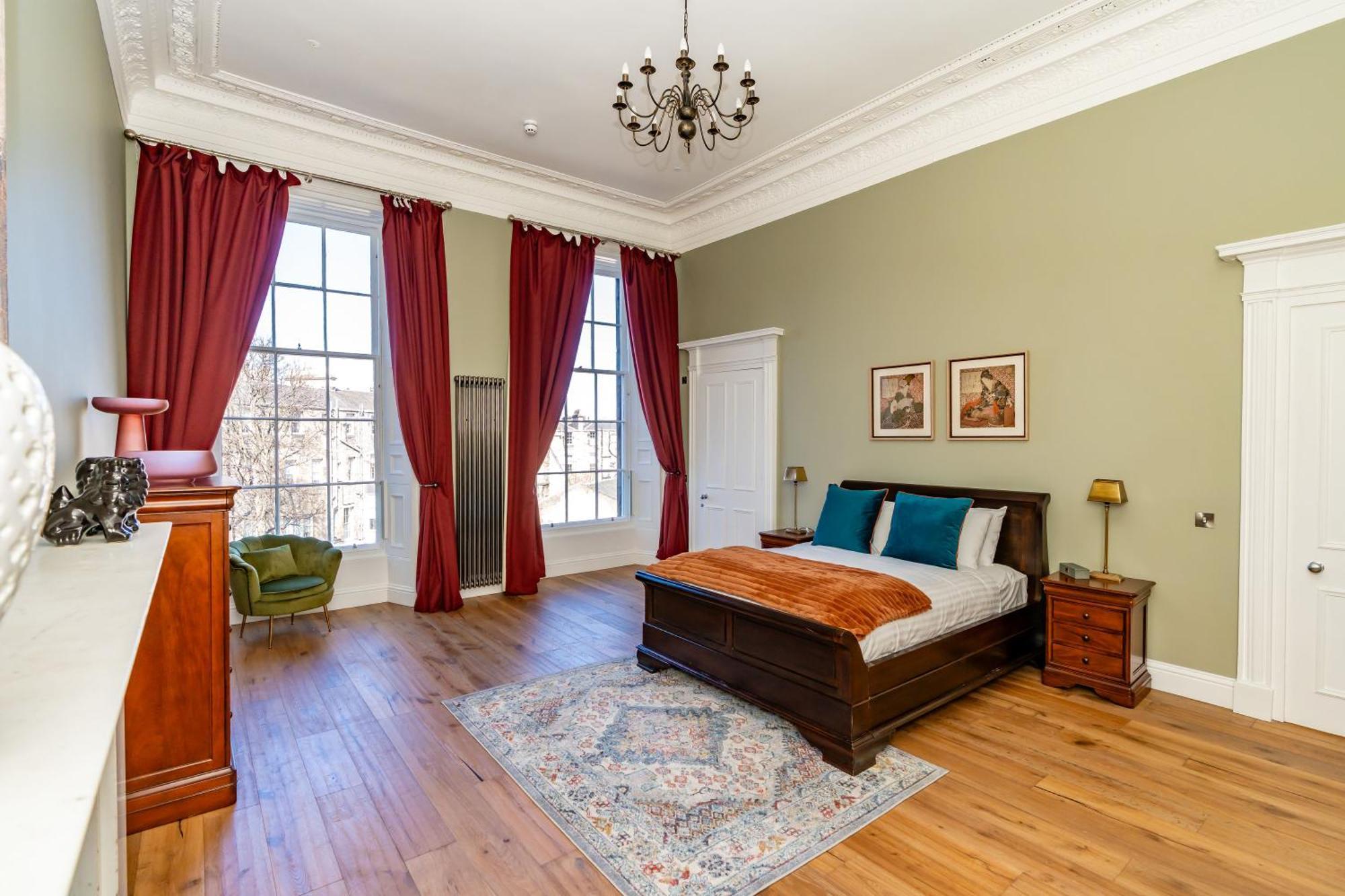Dragon Suites Luxury Apartments At 9 Albyn Place Эдинбург Экстерьер фото
