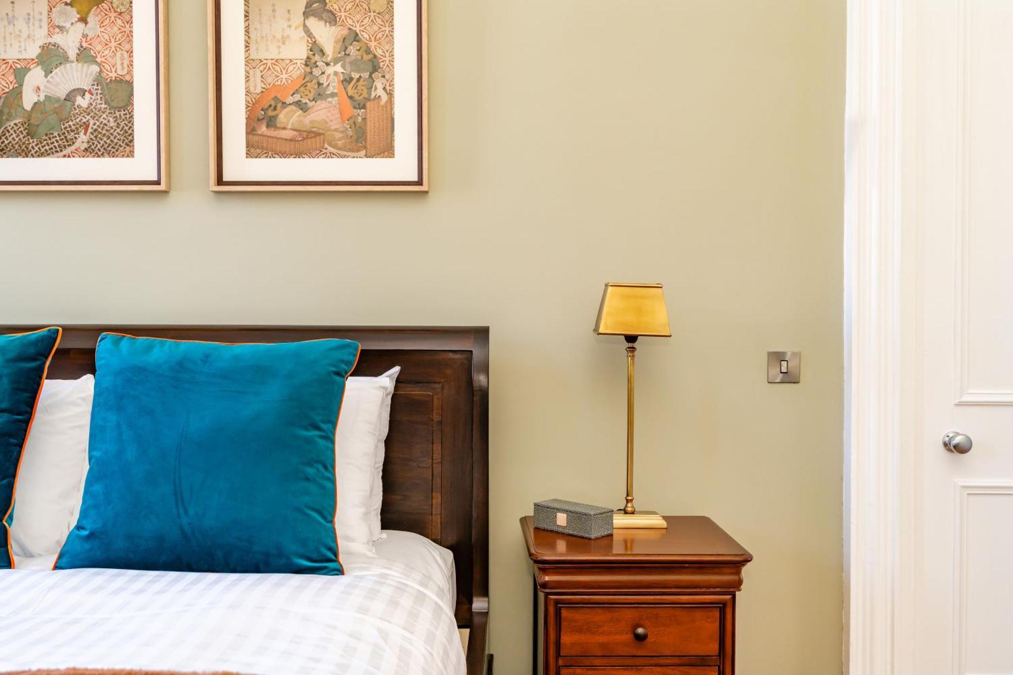 Dragon Suites Luxury Apartments At 9 Albyn Place Эдинбург Экстерьер фото