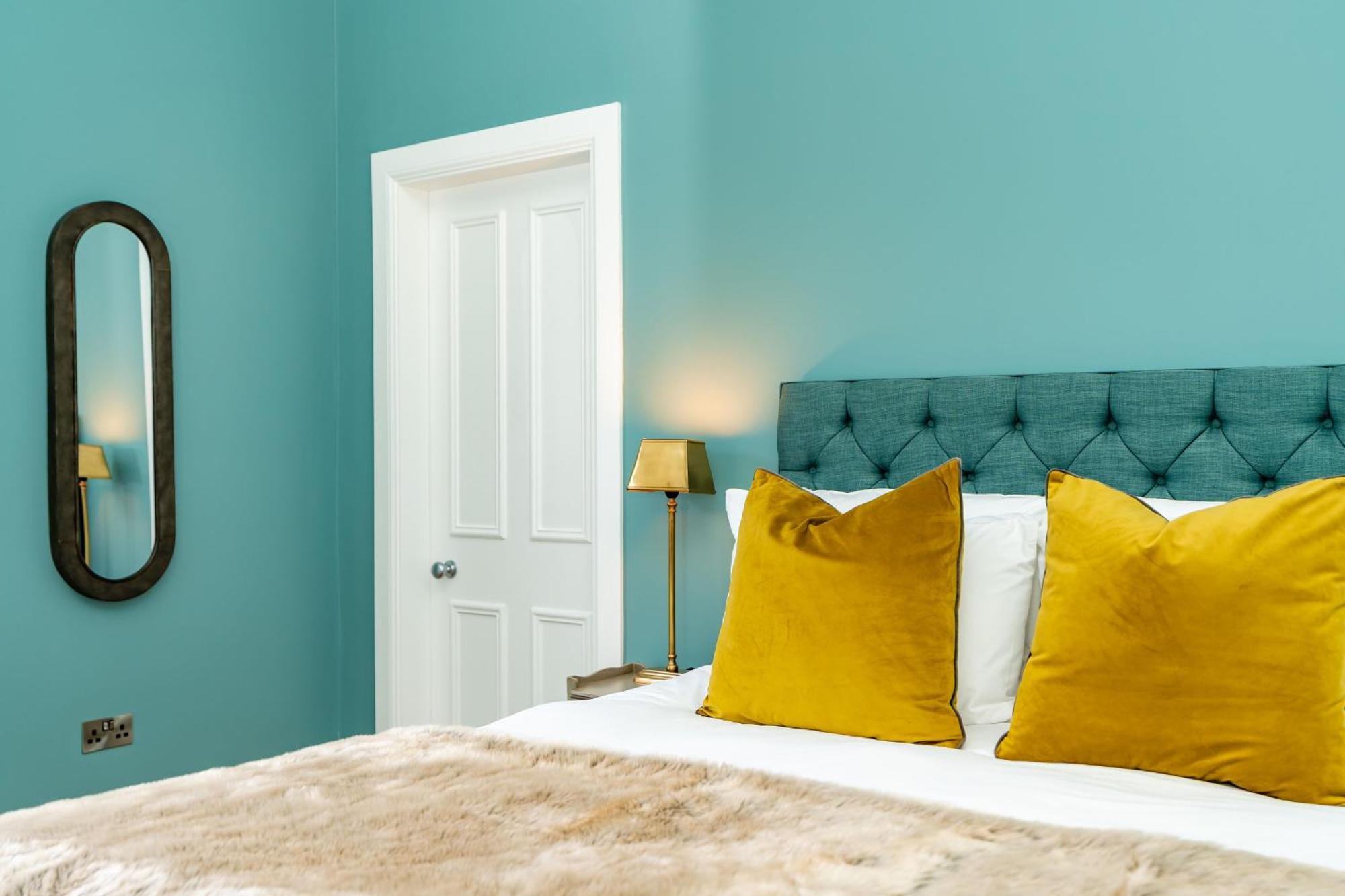 Dragon Suites Luxury Apartments At 9 Albyn Place Эдинбург Экстерьер фото